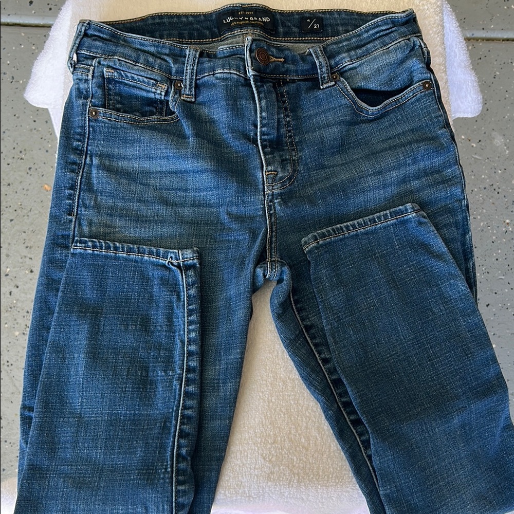 Lucky Brand Blue Ankle Cropped Jeans
